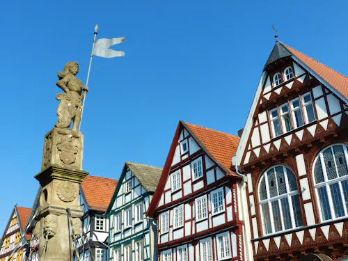 Fritzlar - Rolandsbrunnen &ndash; &copy; SiRo - Adobe Stockphoto