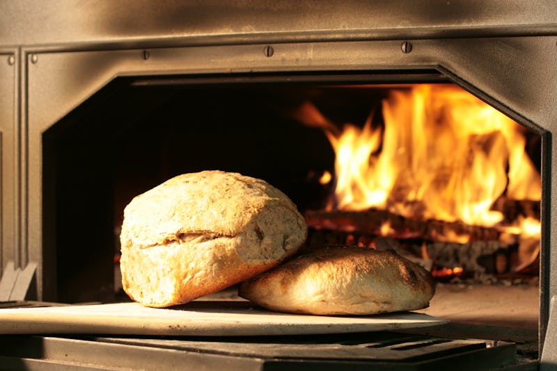 Holzofenbrot - ©©allesodernix - stock.adobe.com