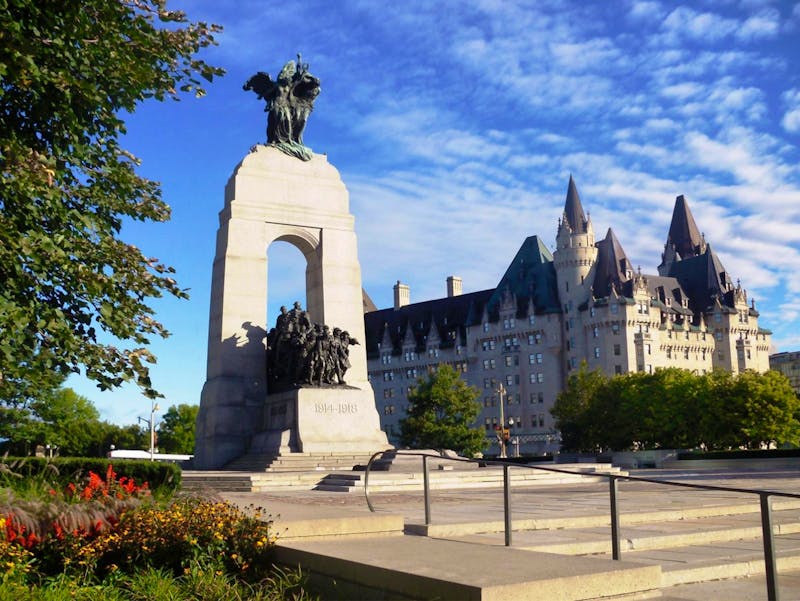 Blick auf das Chateau Laurier in Ottawa - ©Eberhardt TRAVEL - Lydia Gräbner