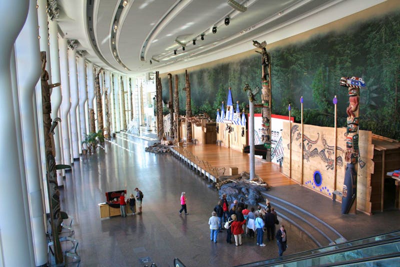 Eingangshalle des Nationalmuseums in Ottawa - ©Eberhardt TRAVEL - Kristin Weigel