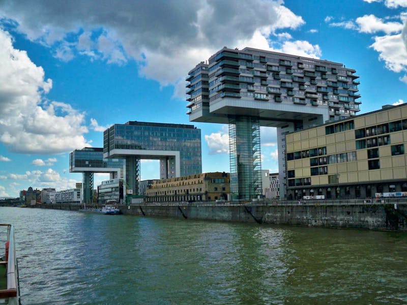 Köln - der Rhein mit den Kranhäusern - ©Eberhardt TRAVEL GmbH