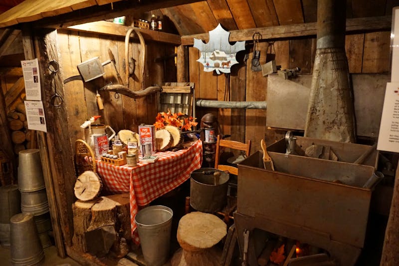 Ahornsirup-Ausstellung im Sugar Shack Lokal - ©Eberhardt TRAVEL - Stefanie Schneider