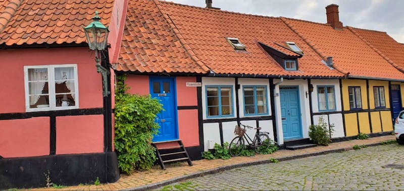 Insel Bornholm: Kleine Häuser in Rönne - ©Peter Rudolph