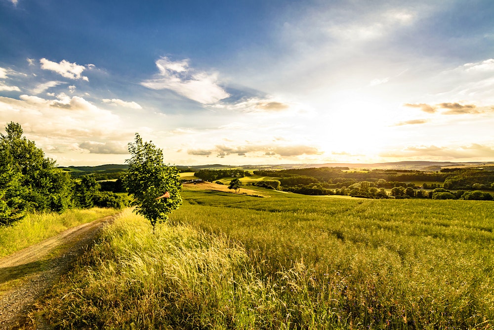 Kürbitz im Vogtland - Aussicht und Wanderweg – © ©Lars - stock.adobe.com