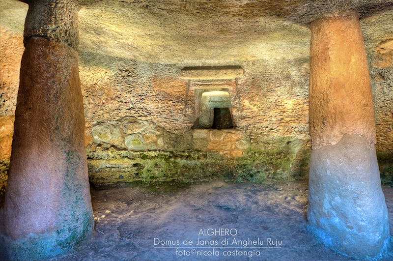 Anghelu Ruju - Nekropole - ©nicola Castangia