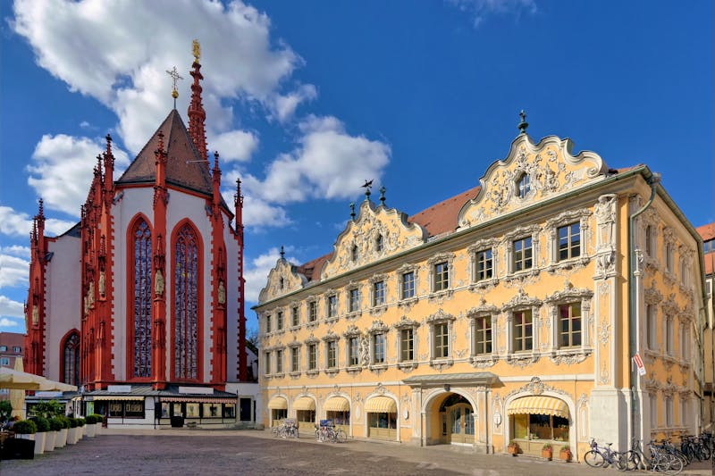  Würzburg - Marienkapelle und Falkenhaus - ©JuergenL - stock.adobe.com