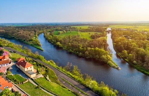 Zusammenfluss von Elbe und Moldau bei Melnik &ndash; &copy; Jiri Castka - Adobe Stock