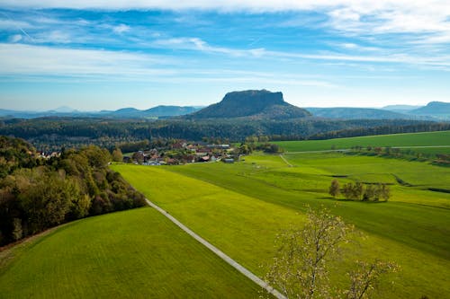 Sächsische Schweiz - Blick zum Königstein &ndash; &copy; Edler von Rabenstein - stock.adobe.com