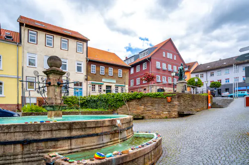 Marktplatz von Tann in der Rhön &ndash; &copy; Sina Ettmer - stock.adobe.com
