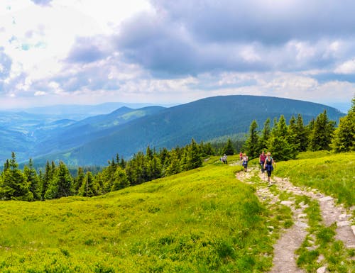 Wanderung bei Miedzygorze (Wölfelsgrund) im Glatzer Land – © Marcin - stock.adobe.com