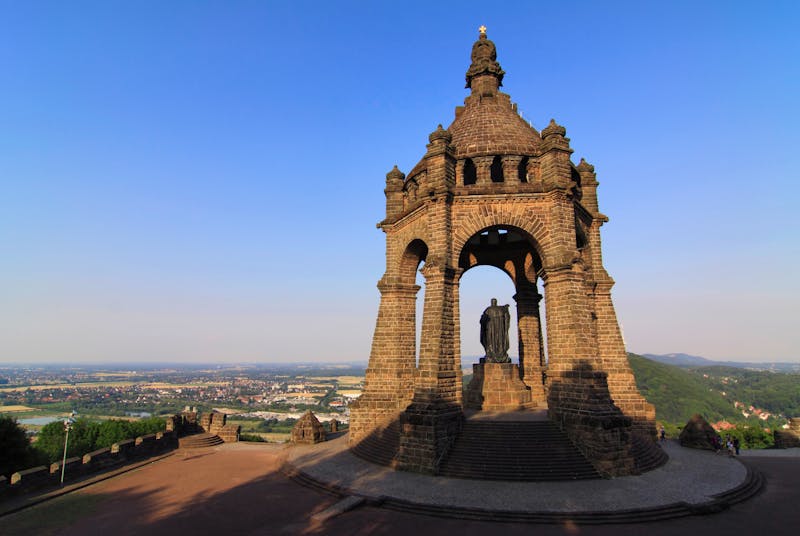 Porta Westfalica - Kaiser-Wilhelm-Denkmal - ©A_Bruno - stock.adobe.com