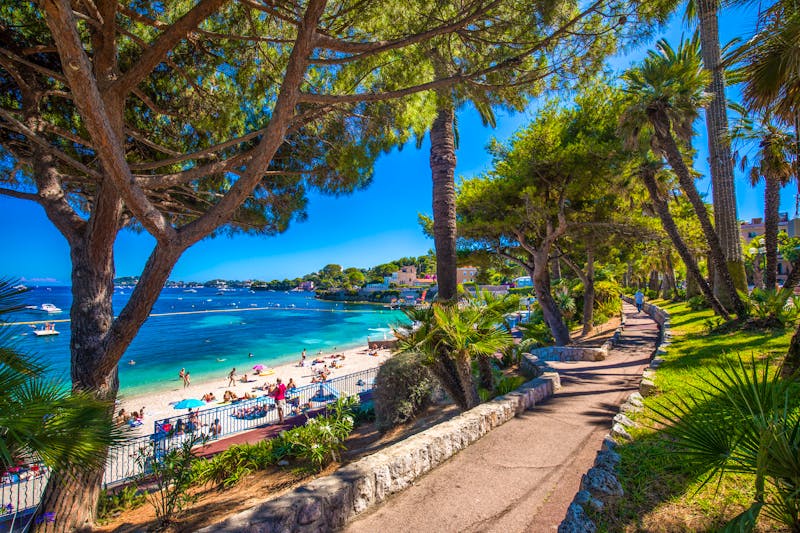 Strandpromenade von Beaulieu-sur-Mer in Südfrankreich - ©Eva Bocek - stock.adobe.com