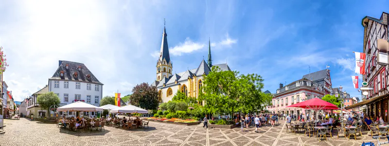 Marktplatz Ahrweiler, Bad Neuenahr-Ahrweiler  - &copy;Sina Ettmer - stock.adobe.com
