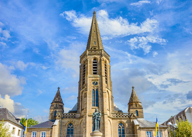 Saarlouis - Kirche in der Altstadt - ©©modernmovie - stock.adobe.com
