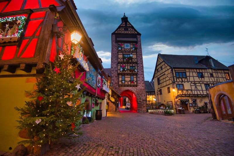 Riquewihr im Elsass im Advent - ©midgardson - stock.adobe.com