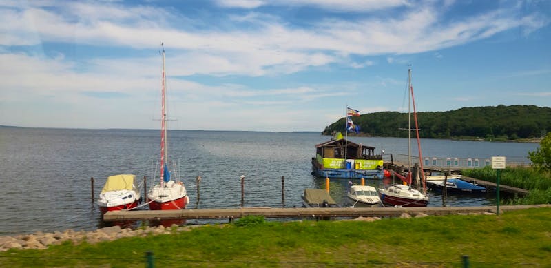 Hafen am Jasmunder Bodden auf der Ostseeinsel Rügen - ©Uta Hertel - Eberhardt TRAVEL