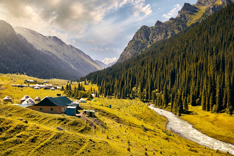 Altyn Arashan Tal in Kirgistan - ©pikoso.kz - stock.adobe.com