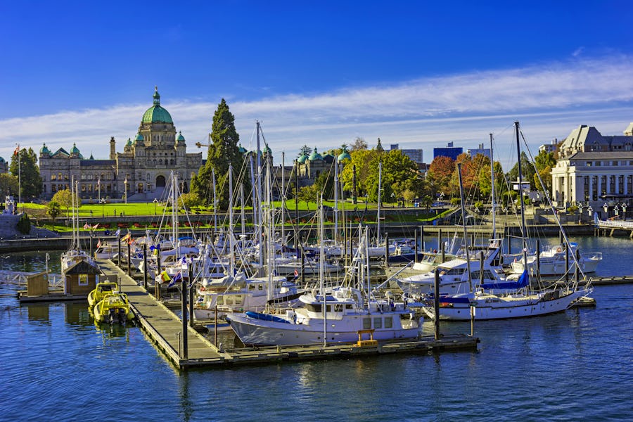 Hafen und Parlamentsgebäude in Victoria – © Stan Jones - stock.adobe.com