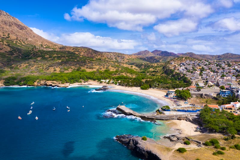 Santiago - Insel in Kap Verde - Blick auf die Tarrafal Beach in  - ©©Samuel B. - stock.adobe.com