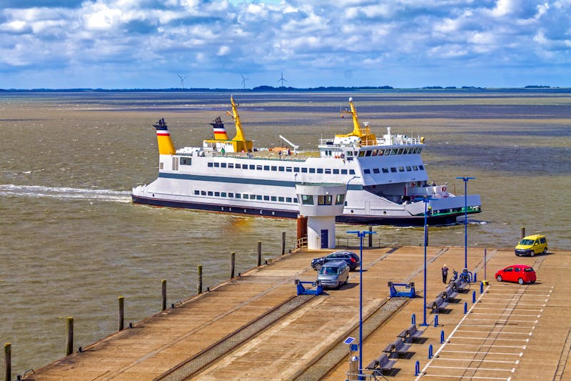 Hafen von Dagebüll - Fährschiff - ©©Sina Ettmer - stock.adobe.com