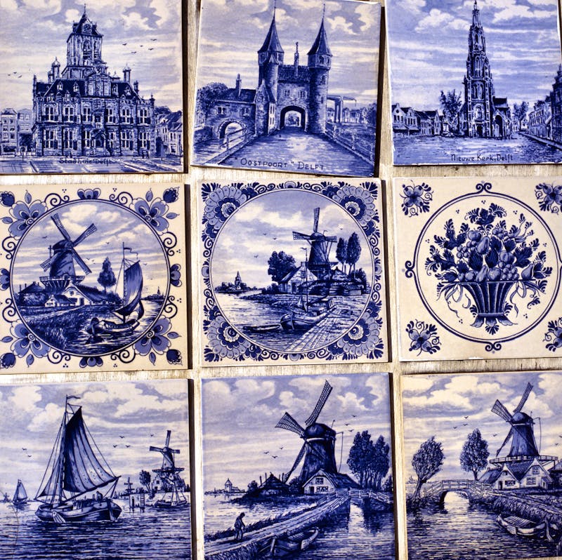 Delfter Blau - Porzellan - ©©robepco - stock.adobe.com