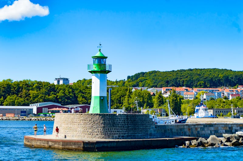 Sassnitz auf der Ostsee-Insel Rügen - Leuchtturm - ©©BeckArt - stock.adobe.com