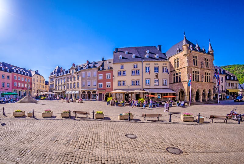 Marktplatz in Echternach - Luxemburg - ©info@malburg-design.com - Adobe Stock