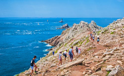 Wanderung zum Pointe du Raz in der Bretagne &ndash; &copy; Raphtong - Adobe Stock