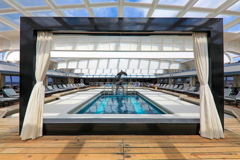 VASCO DA GAMA - Lido-Pool - ©nicko cruises Schiffsreisen GmbH