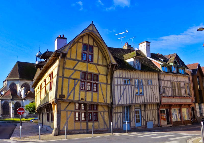 Alte Fachwerkhäuser in Troyes - ©Eberhardt TRAVEL - Jürgen Schmeißer