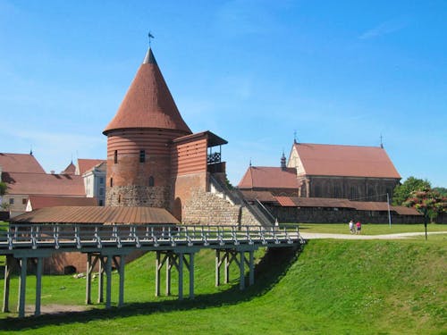 Kaunas - Ruine der alten Burg &ndash; &copy; Eberhardt TRAVEL GmbH - Kerstin Hugel