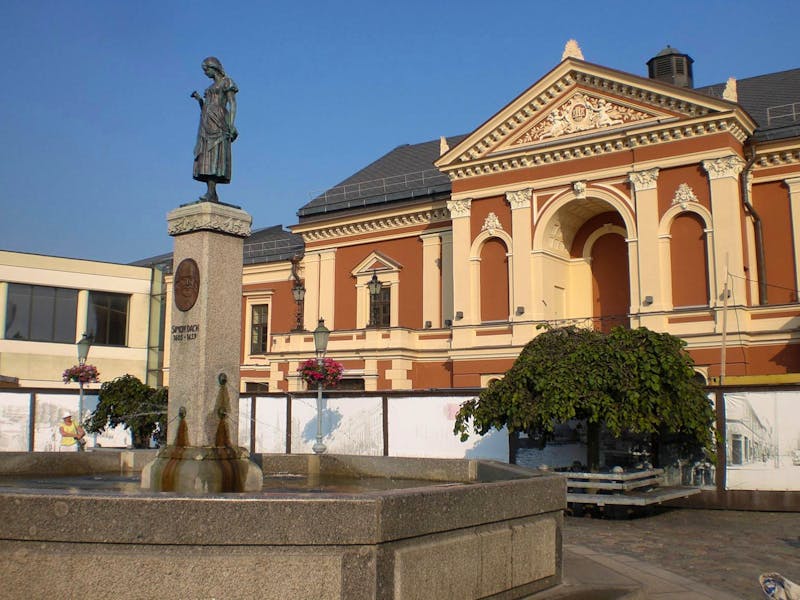 Klaipeda - Thater und Brunnen mit dem Ännchen von Tharau - ©Eberhardt TRAVEL GmbH - Marcus Richter