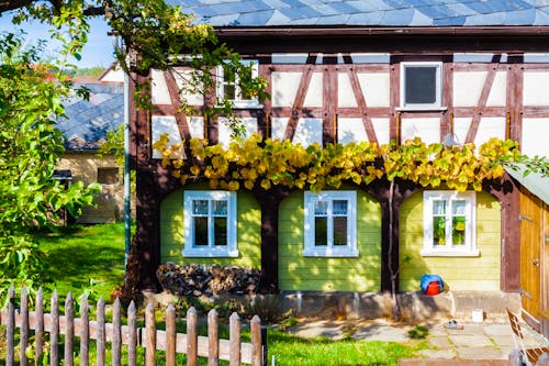Typisches Umgebindehaus in der Oberlausitz &ndash; &copy; ©pureshot - stock.adobe.com