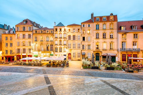 In der Altstadt von Metz am Abend &ndash; &copy; ©rh2010 - stock.adobe.com