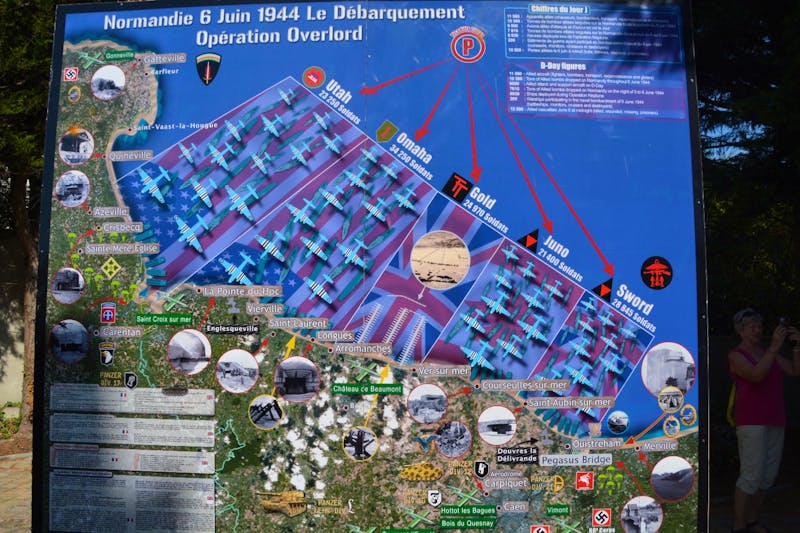 Landungsstrände der Normandie - Infotafel vor Ort - ©Eberhardt TRAVEL - Gina Egenolf