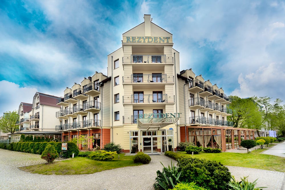 Außenansicht Rezydent Resort &ndash; &copy; Rezydent Resort