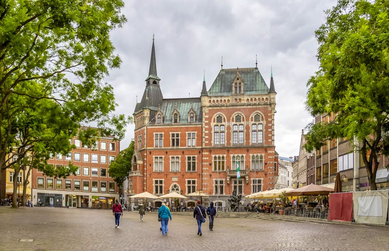 Oldenburg in Niedersachsen - Blick auf das Rathaus in der Altstadt - ©©PRILL Mediendesign - stock.adobe.com