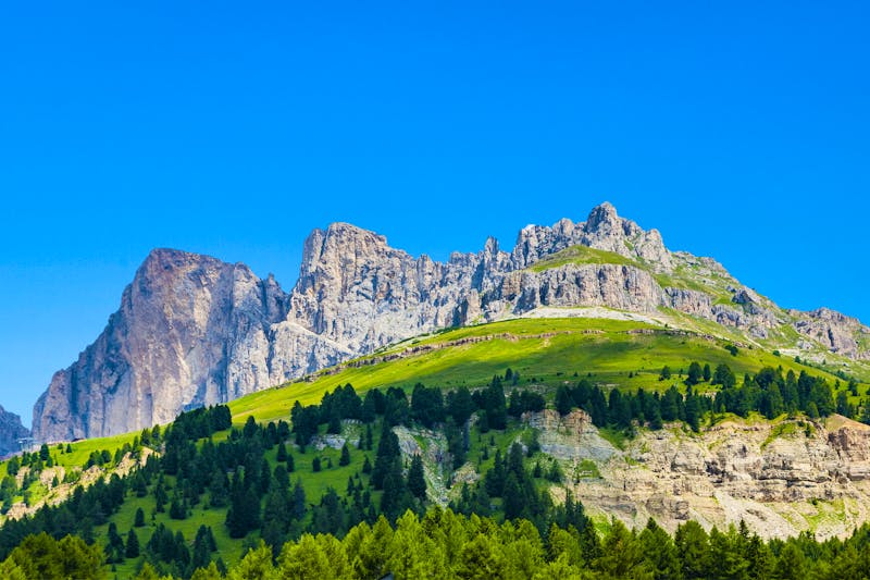 Dolomiten - Blick zum Karer Pass - ©travelview - stock.adobe.com