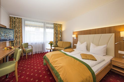 Bad Füssing - Johannesbad Thermalhotel Ludwig Thoma - Zimmerbeispiel &ndash; &copy; Johannesbad Hotels Bad Füssing GmbH