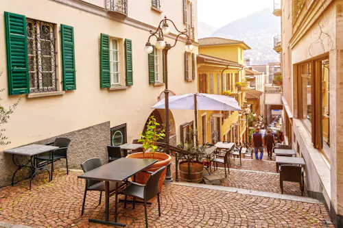 Urige kleine Gassen in der Altstadt von Lugano im Tessin - Schweiz &ndash; &copy; Mari79 - stock.adobe.com