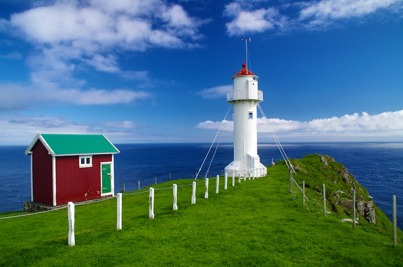 Leuchtturm Suduroy - ©©gsieuw - stock.adobe.com