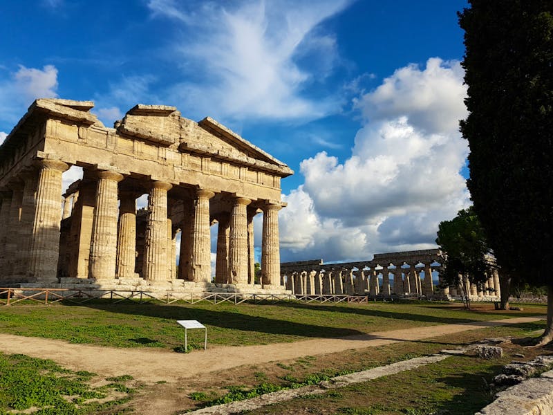 Paestum - Ausgrabungen - der Poseidon- und der Heratempel - ©Eberhardt TRAVEl GmbH - Ria Heilmann