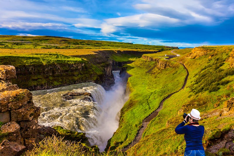 Der gewaltige Gullfoss-Wasserfall - ©Kushnirov Avraham - stock.adobe.com
