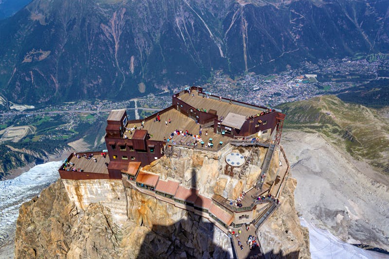 Aiguille du Midi - Aussichtsplattform über Chamonix - ©©David Klein - stock.adobe.com