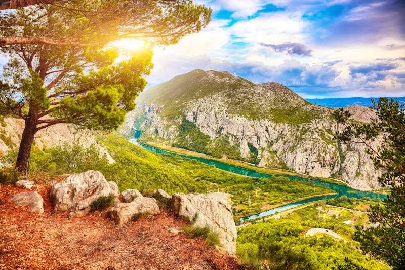 Cetina Fluss Canyon bei Omis in Dalmatien - ©©pilat666 - stock.adobe.com