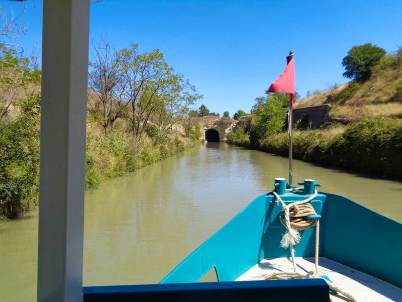 Bootsfahrt im Canal du Midi - ©Barbara Mihut - Adobe Stock