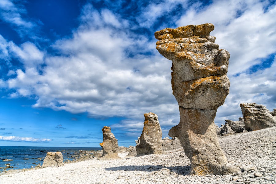 Steinskulpturen auf der Insel Gotland – © ©Knöpfli - stock.adobe.com