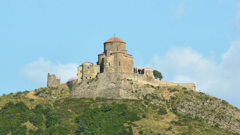 Georgien - Mzcheta - Dshwari-Kirche - ©alfotokunst - stock.adobe.com