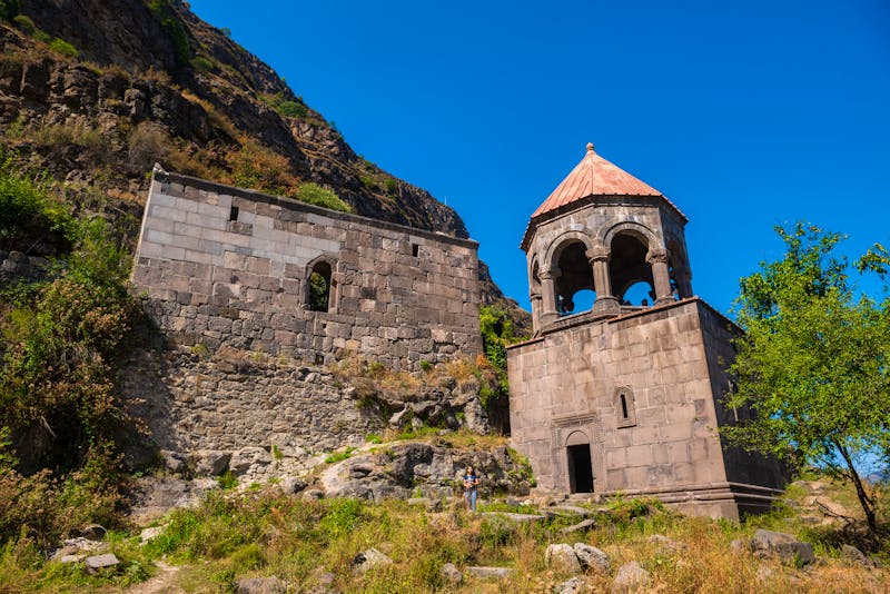 Armenien - Ruine der Freskenkirche Kobayr - ©vahanabrahamyan - stock.adobe.com