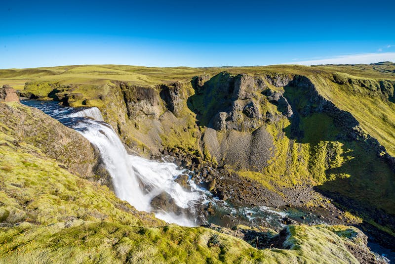 Island - Fagrifoss-Wasserfall - ©schame87 - stock.adobe.com